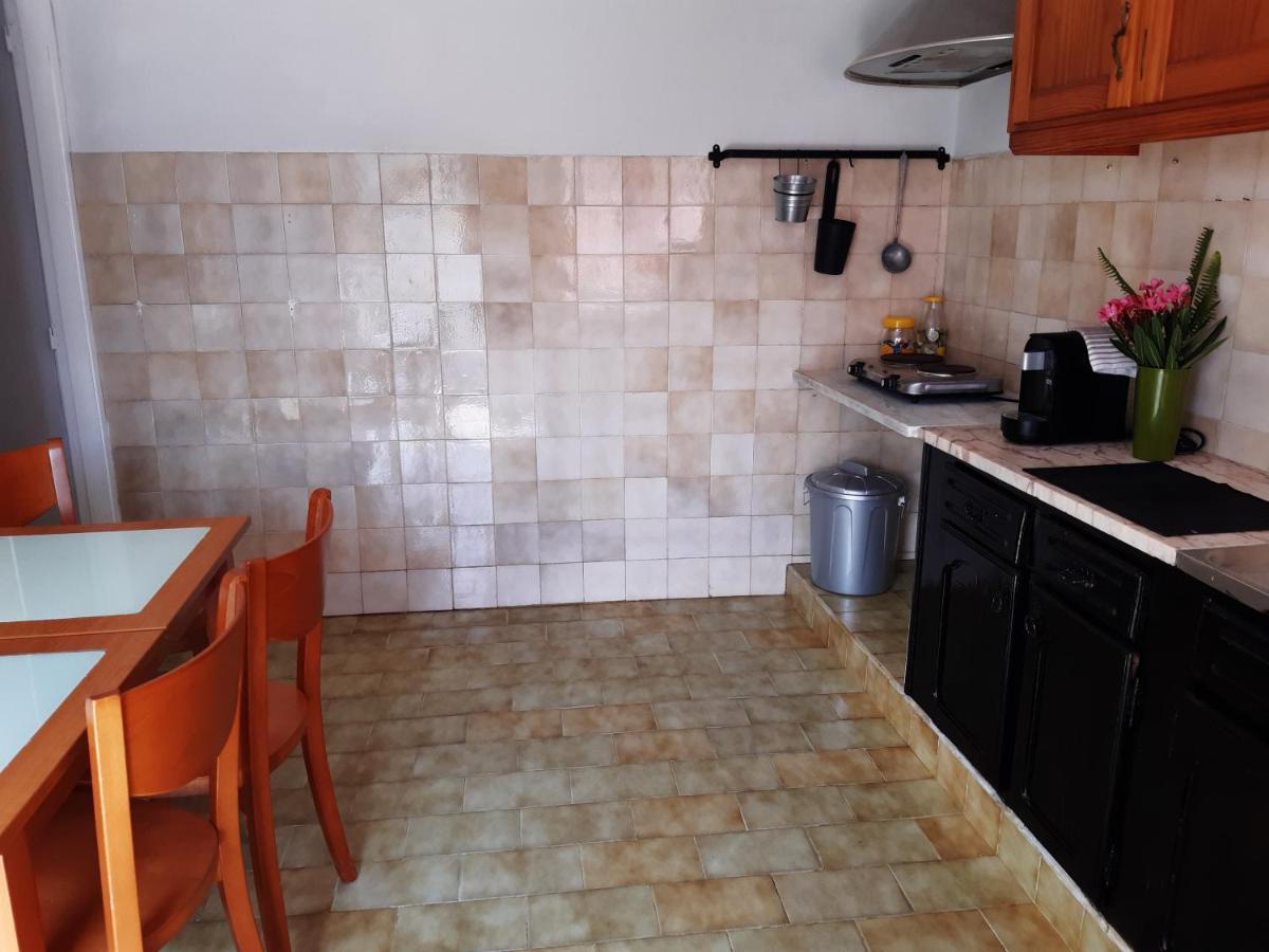 Quiet 1 Bed House With Kitchen Viana Do Casteloヴィラ エクステリア 写真